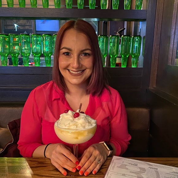 Meet your Posher, Danielle godin - Picture 2 of 2